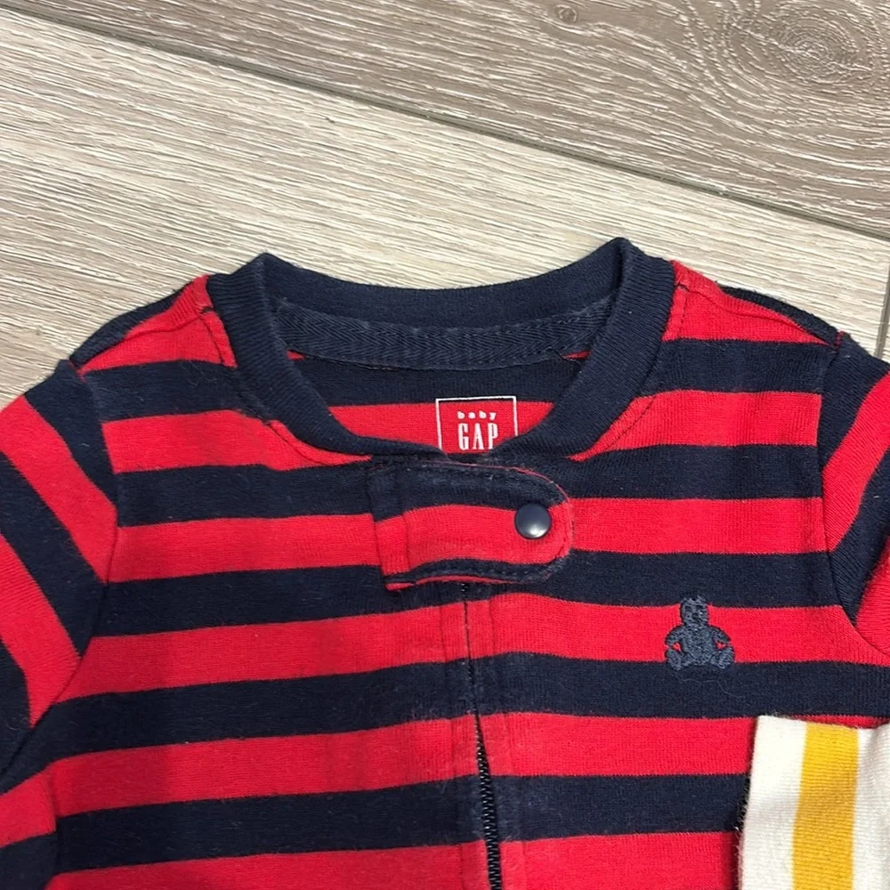 2 Baby Gap sleepers 3-6mo